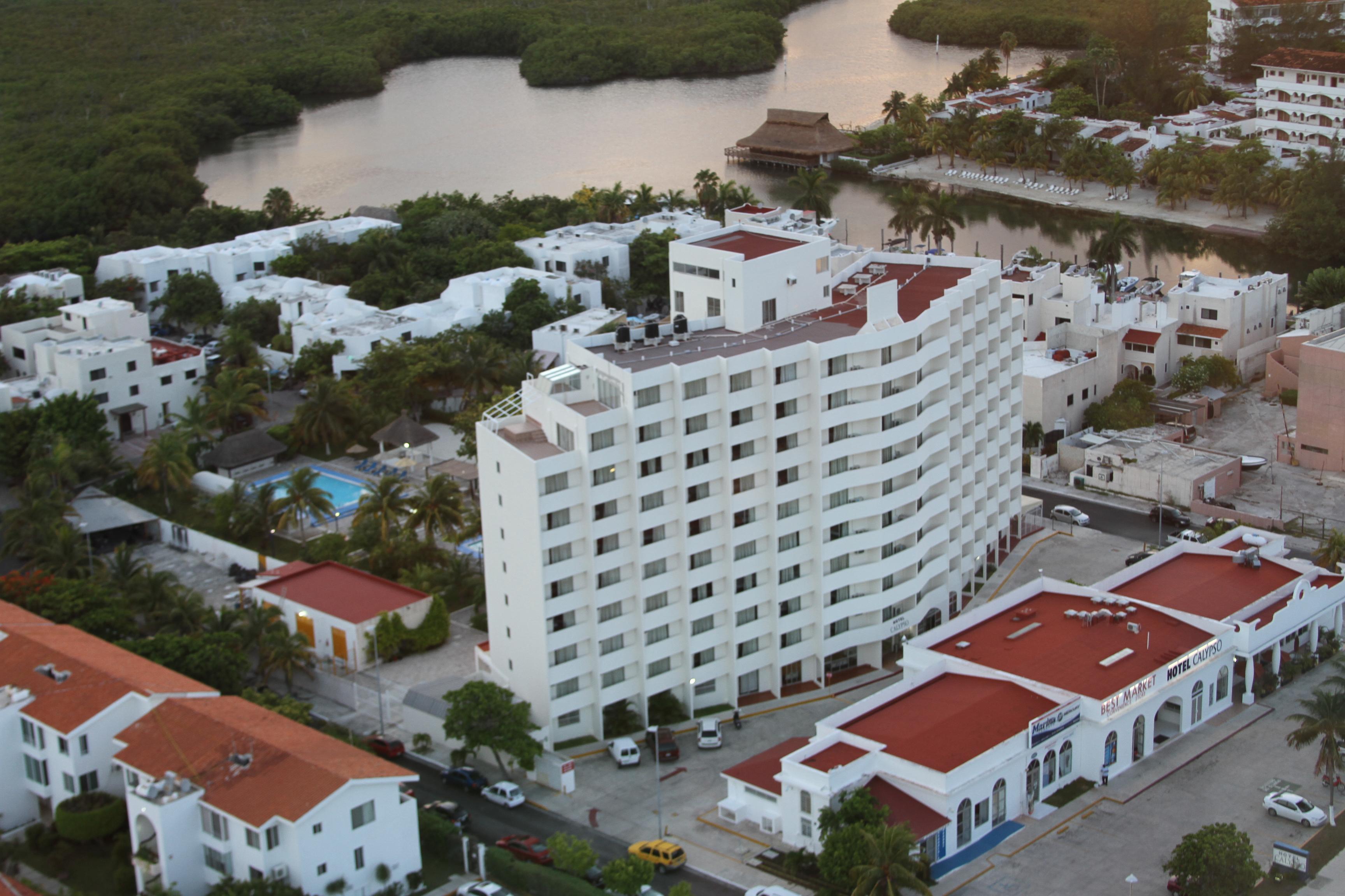 Hotel Calypso Cancún Extérieur photo