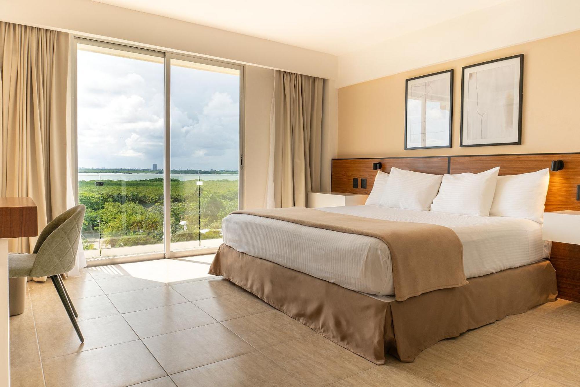 Hotel Calypso Cancún Extérieur photo